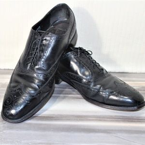 CLASSIC COLLECTION Wingtip Shoes-SZ 9C (NARROW)